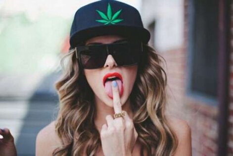 Stoner girl flipping the bird